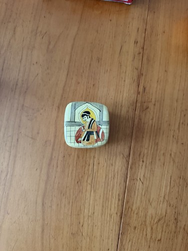 Vintage pappmaché dose - vintage,